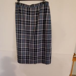 Plaid skirt
